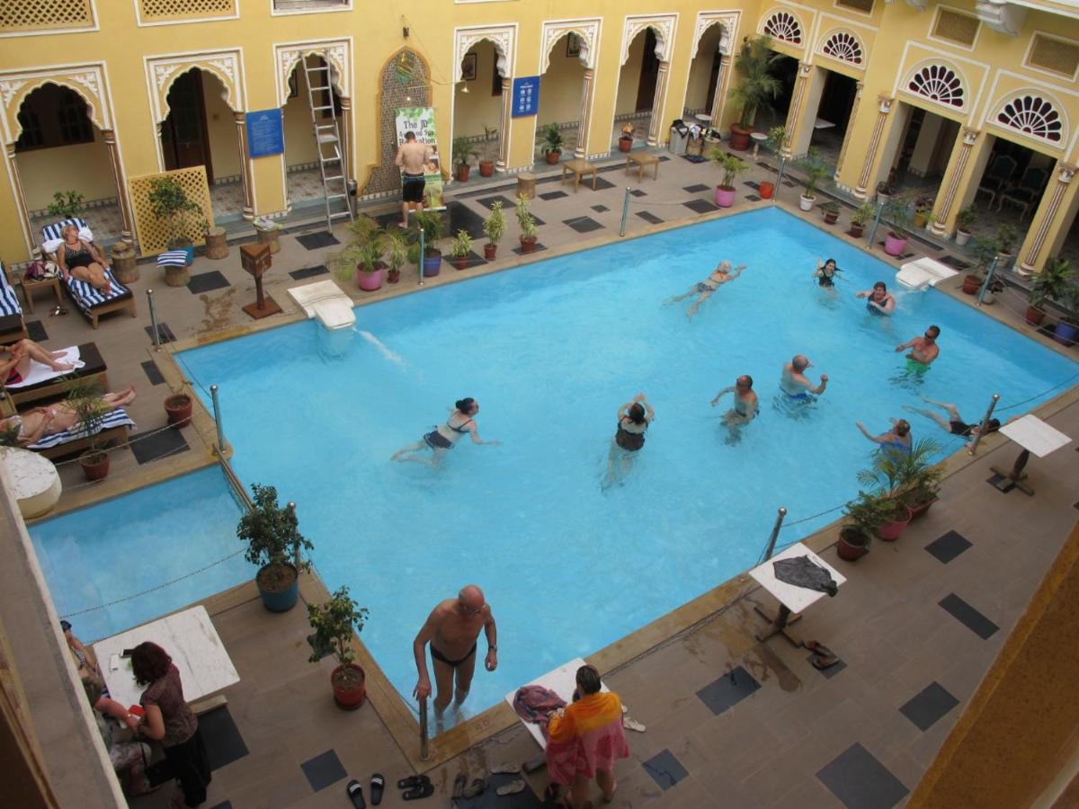 Nirbana Palace - A Heritage Hotel And Spa Dźajpur Zewnętrze zdjęcie