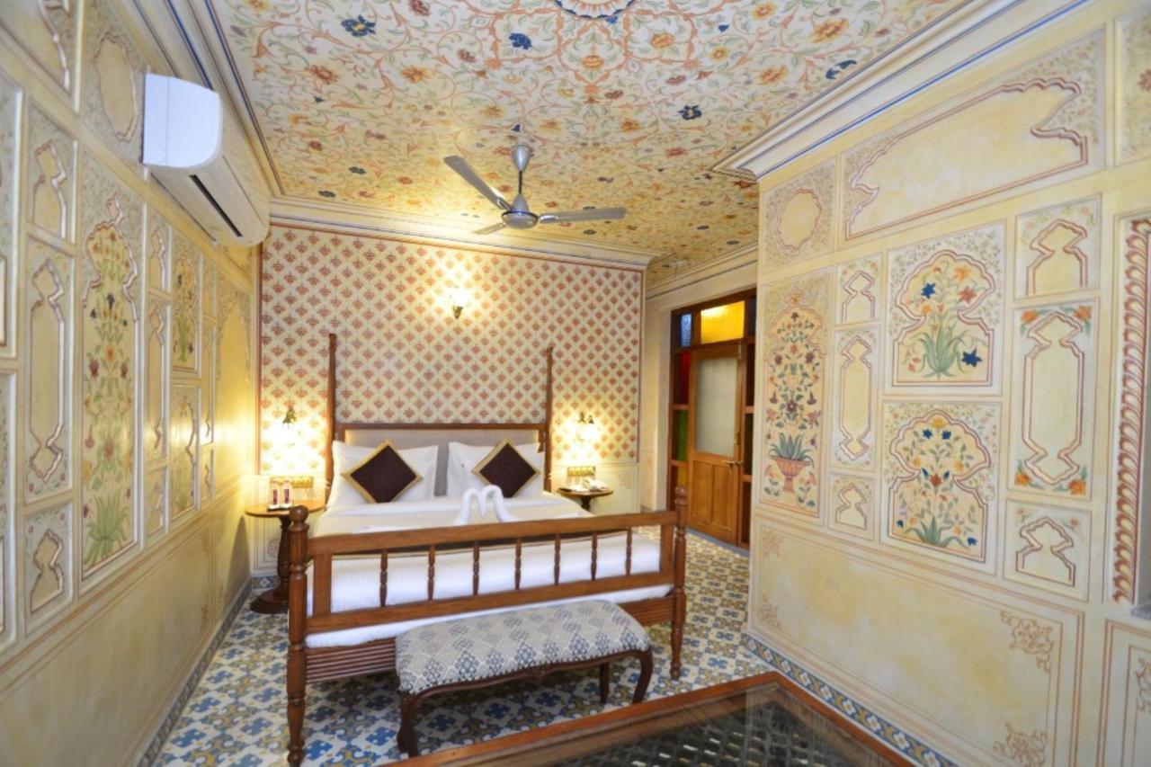 Nirbana Palace - A Heritage Hotel And Spa Dźajpur Zewnętrze zdjęcie