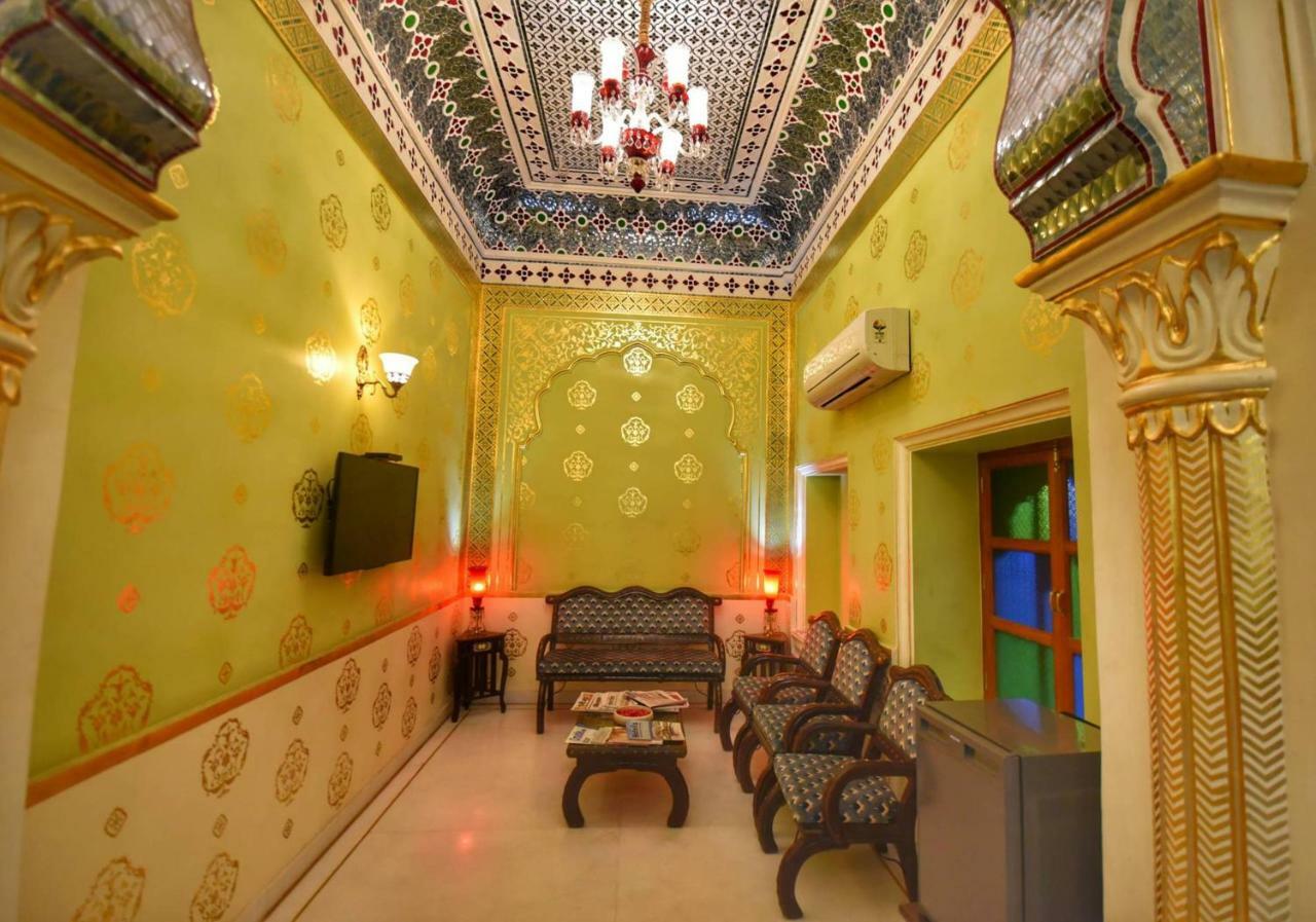 Nirbana Palace - A Heritage Hotel And Spa Dźajpur Zewnętrze zdjęcie