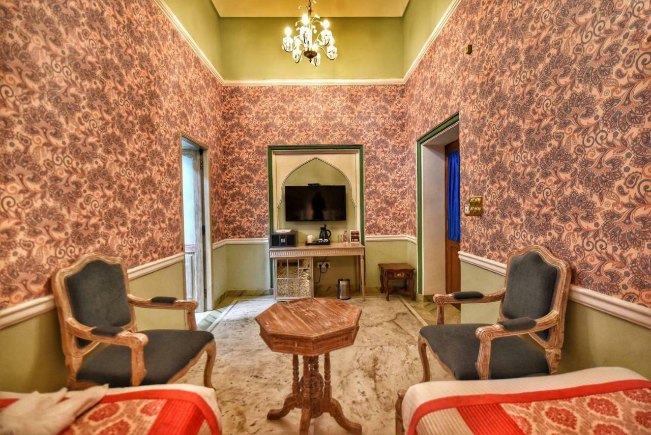 Nirbana Palace - A Heritage Hotel And Spa Dźajpur Zewnętrze zdjęcie